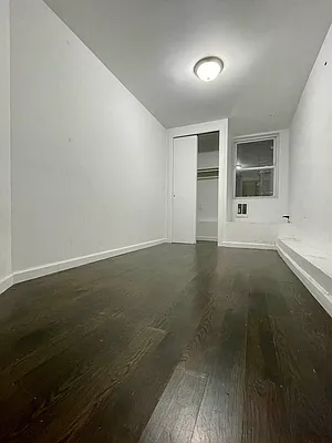 Rented by Compass | media 25