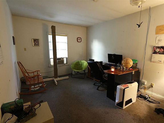 4th image of 15203 Shady Oaks Dr
