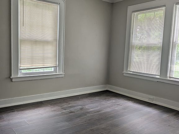 5th image of 5901 Hewitt Dr