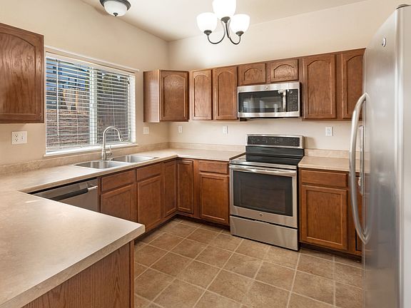 3rd image of 9234 Red Fern Ln