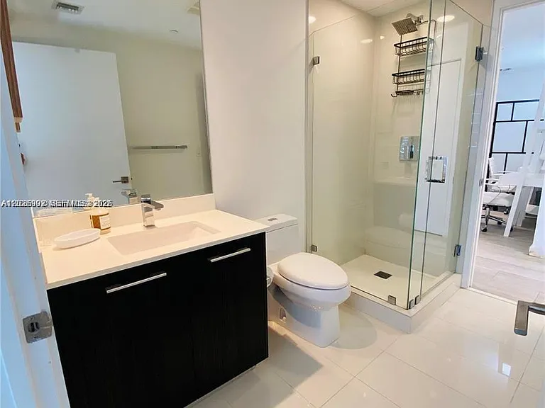 55 SW 9th St #3001 — Photo 15