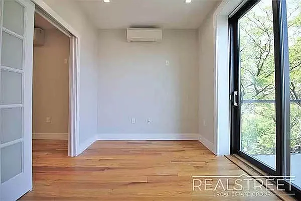 Rented by GROOME REALTY LLC | media 5