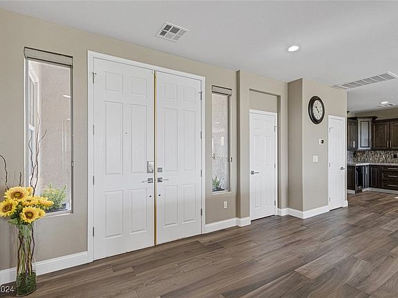 5th image of 4392 Fiore Bella Blvd