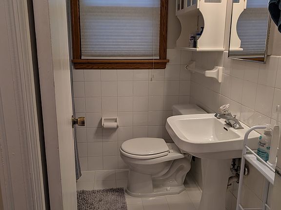 5th image of 5112 Cedar Ave S