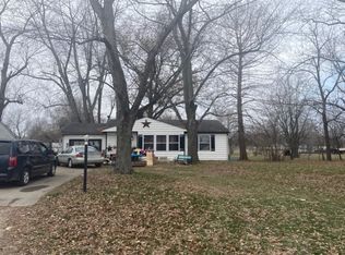 2019 Brownsville Rd, Mount Vernon, IL 62864