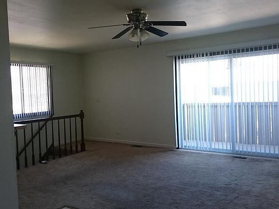 4th image of 29W544 Winchester Cir S Unit 4