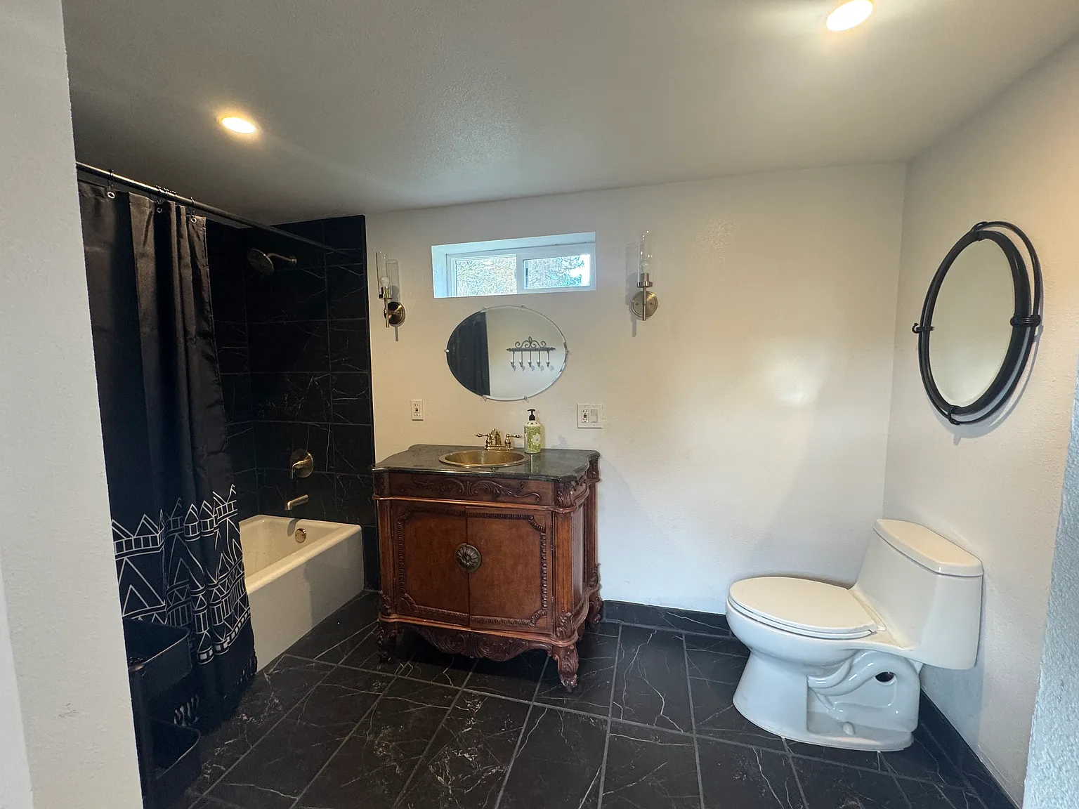 Studio, 500 sqft, $2,200 — Photo 4