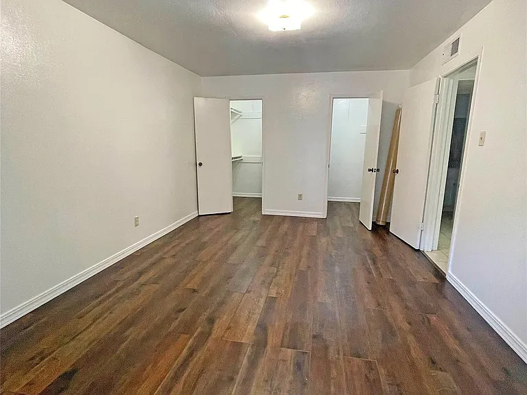 12633 Memorial Dr #3/16 — Photo 4