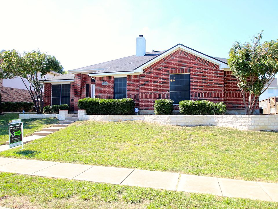 1st image of 2805 Brookway Dr