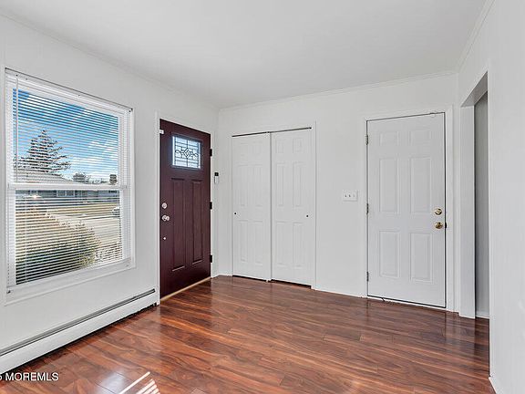 5th image of 39 Saint David Drive