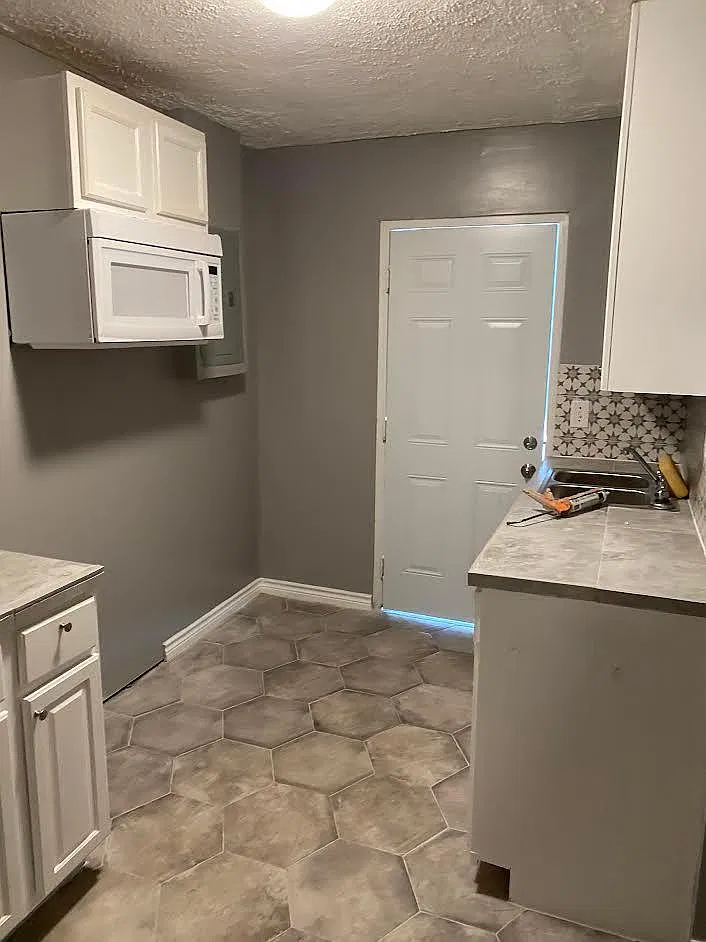 1 bed, 1120 sqft, $650 — Photo 4