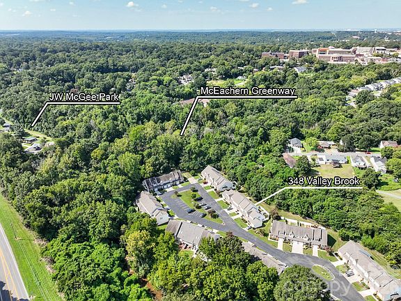 2nd image of 348 Valley Brook Ln SE