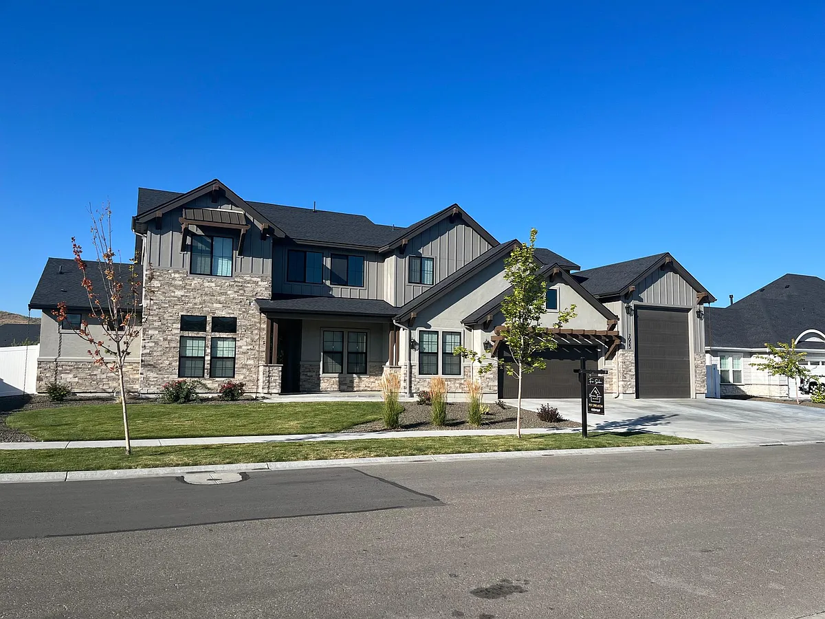 Building Photo - 7925 W Mirror Pond Dr