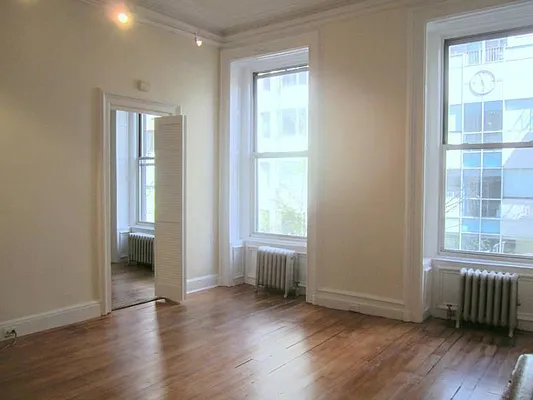 Rented by Town Residential | media 8