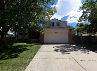 18498 E Berry Dr, Centennial, CO 80015