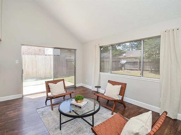 22118 Fincastle Dr — Photo 21