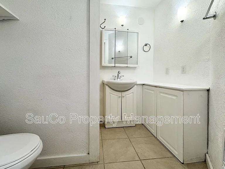 6423 SW Raab Rd — Photo 11