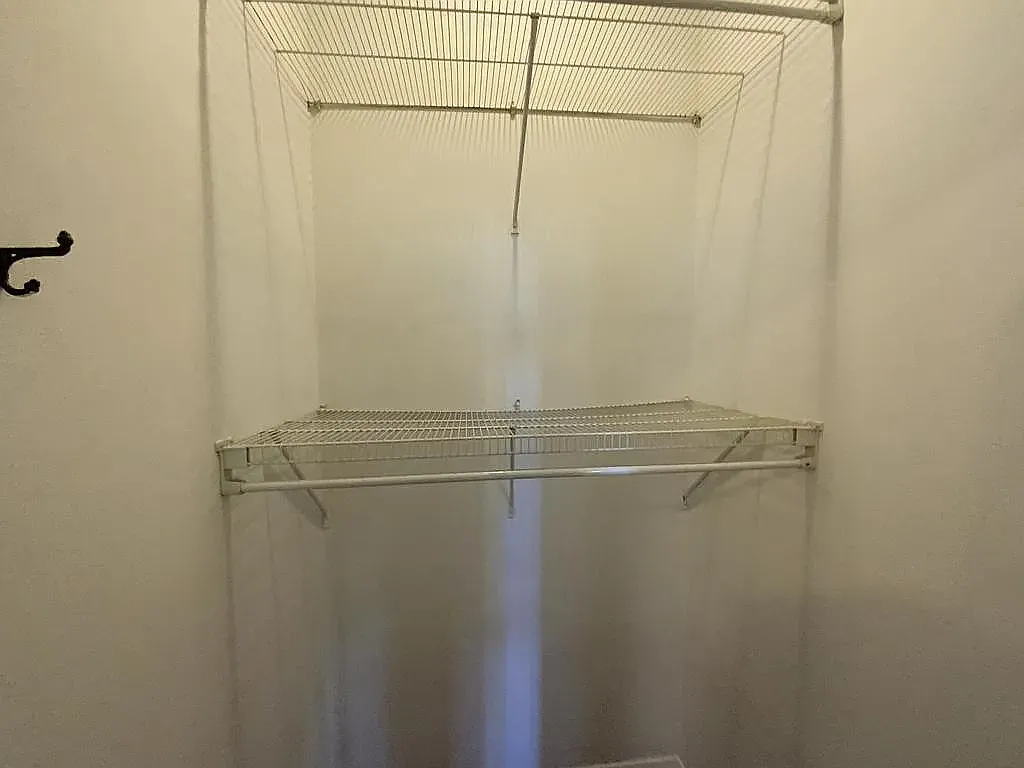 Studio, 405 sqft, $1,850 — Photo 3