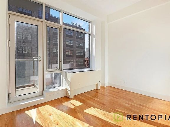 3rd image of 65 Ainslie St Unit 413B