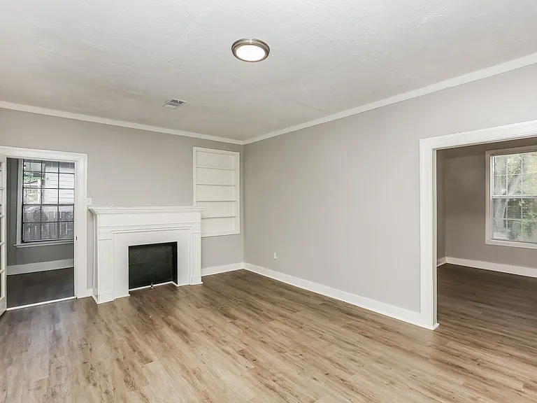 926055_017_living_room_13144155.jpg