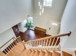 1321 Stourhead Ct, Herndon, VA 20170