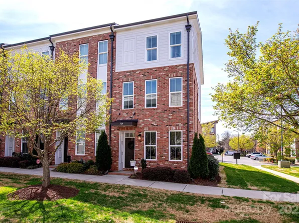 769 Seigle Point Dr, Charlotte, NC 28204