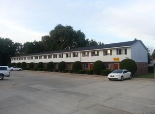 1815 Edgewood Dr APT 206, Mount Pleasant, MI 48858