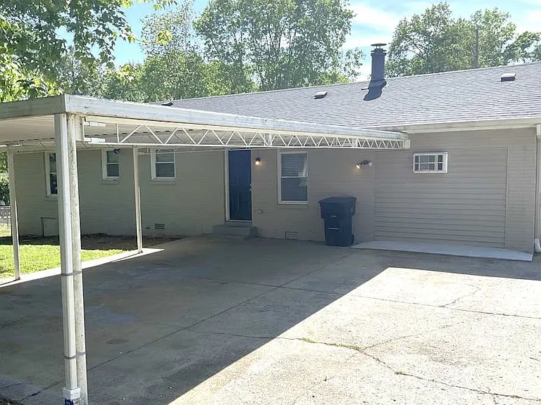 412 Cathy Jo Cir — Photo 10