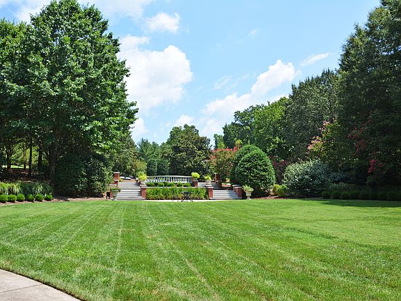 4th image of 706 Pembridge Cir NW #54