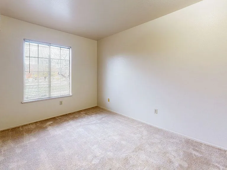 Trappers Cove Apartments — Photo 99