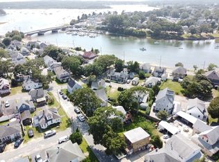 34 Dogwood Ln, Wareham, MA 02571