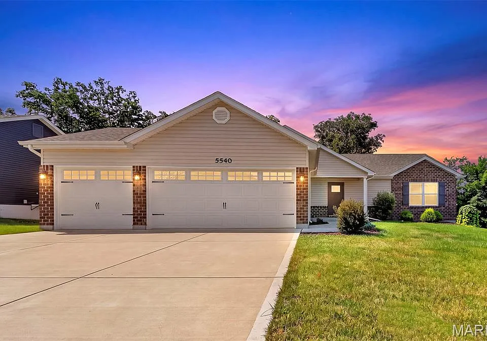 5540 Autumn Trace Pkwy