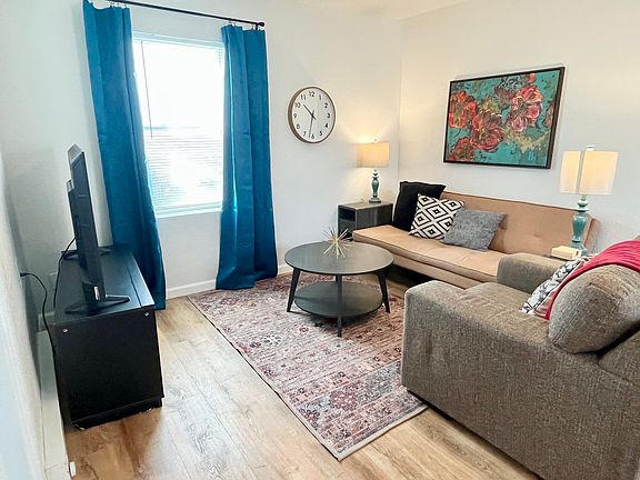 2nd image of 810 S Baltimore St #2