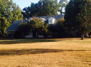 3101 W 16th St, Hope, AR 71801