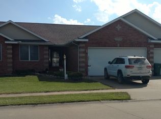 1317 3rd St, Durant, IA 52747