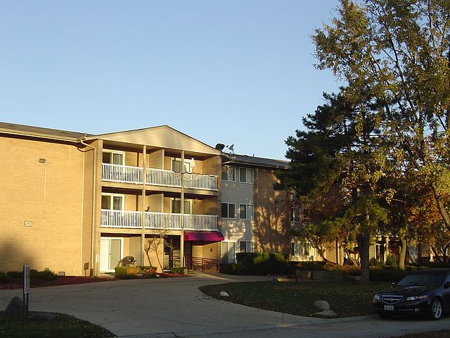 1st image of 940 Beau Dr Unit 301