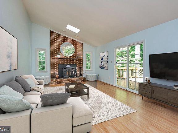 2nd image of 8622 Arbee Ct