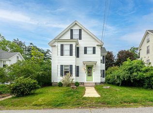 12 Putnam St, Wilton, NH 03086