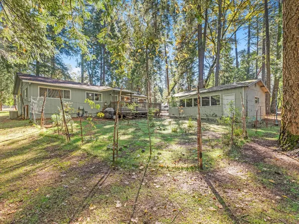 5555 Mockingbird Ct, Foresthill, CA 95631
