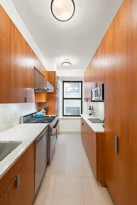 Sold by Douglas Elliman | media 7