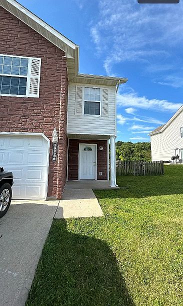 1st image of 16850B Huntington Ln