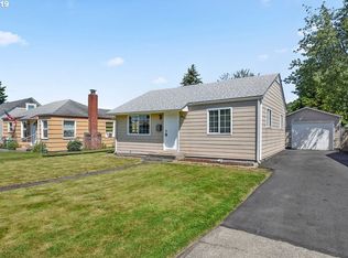 3042 Field St, Longview, WA 98632