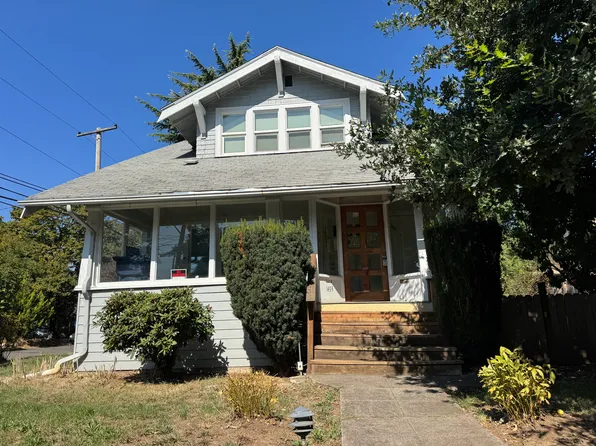1493 1/2 W 11th Ave, Eugene, OR 97402