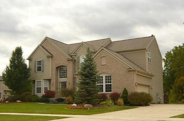 2nd image of 8688 Amaranth Ln