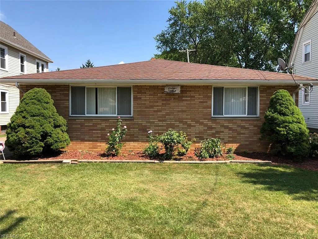4279 Rocky River Dr photo 1