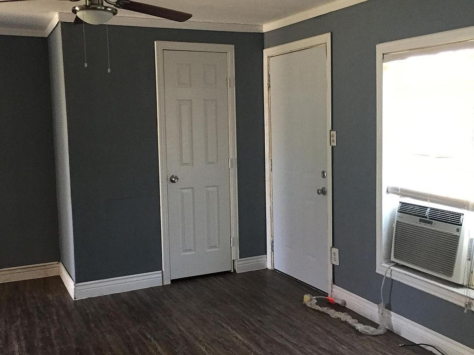 1st image of 724 N Avenue C APT 10