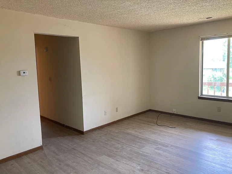 722 Gordon Smith Blvd #12 — Photo 2