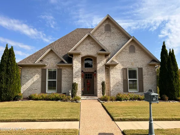 26 Hampton Pl, Dyersburg, TN 38024
