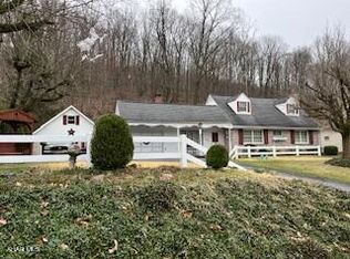 441 Summit St, Everett, PA 15537