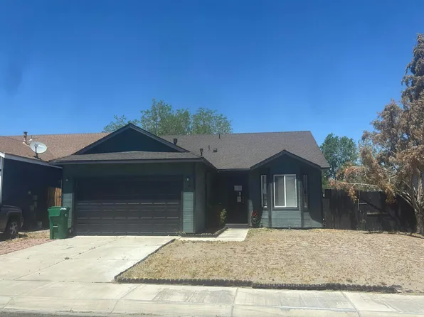 304 Lariat St, Fernley, NV 89408